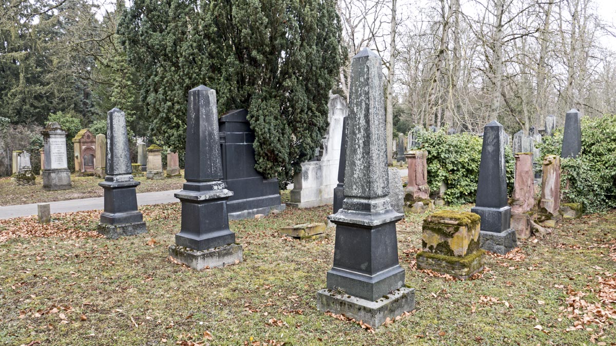 Pragfriedhof Zeichen der Erinnerung